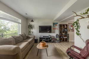 Photo 12 of 447 N WALL ST