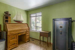 Photo 6 of 447 N WALL ST