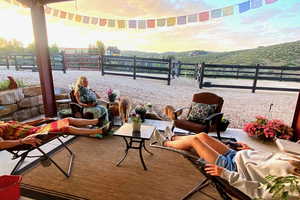 Off the tack room there is a breezy cowboy patio fit for enjoying Park City’s summer afternoons.