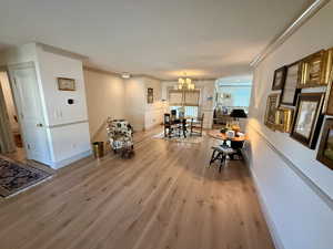 Photo 13 of 1367 N BROOKHURST CIR