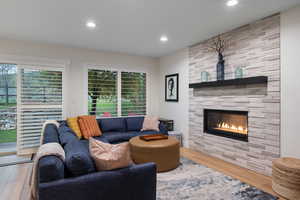 Photo 9 of 1288  E FOXCREST CT