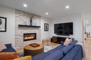 Photo 11 of 1288  E FOXCREST CT