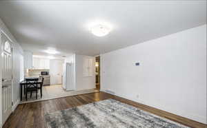 Photo 3 of 463  VINE ST