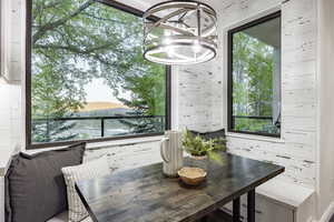 Photo 2 of 4042  HILLTOP CT