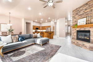 Photo 5 of 8 S ARROYO DR