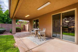 Photo 33 of 8 S ARROYO DR
