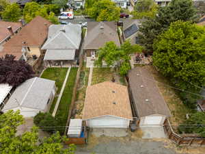 Bird's eye view with a residential view
