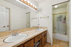 Photo 13 of 678 E 1475 S