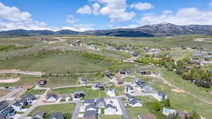 View of property location featuring a mountain backdrop