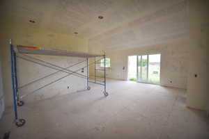Photo 13 of 76 W 200 S