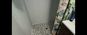 Basement-Full Bathroom 1 with shower