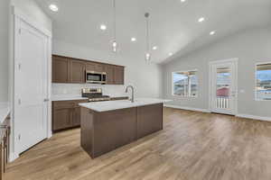Photo 10 of 2711 S ALLISON WAY #101