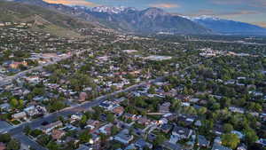 View of property location featuring mountains