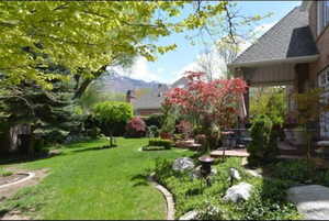 Photo 8 of 2051 E NORMANDYWOODS CT