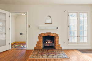 Photo 4 of 474 N L ST