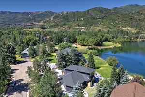 Bird's eye view of a water and mountain view