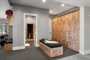 Lockers for workout
