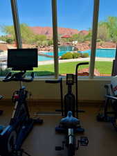Exercise area featuring baseboards
