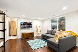 Large Bedroom, New Paint, Laminate Wood Flooring, Walk In Closet