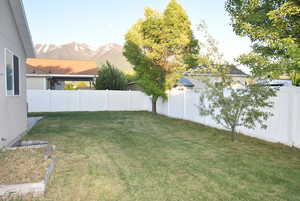 View of yard with a mountain view