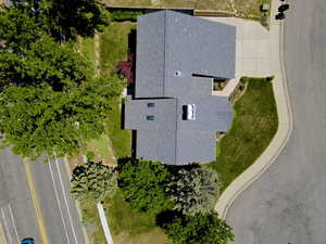 Aerial view of property and surrounding area
