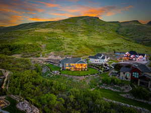 Aerial View. Looking West. Amazing views. Green, private, quiet!