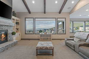 View View View!! Large entertaining space/family room.