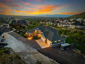 Aerial View looking to the North East. Breathtaking views of the city.