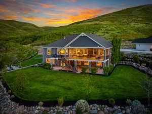 Aerial View. Looking West. Amazing views. Green, private, quiet!