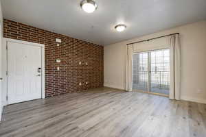 Photo 5 of 170 E BELMONT AVE #B8