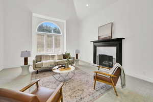Photo 6 of 4781  CANTERBURY RD