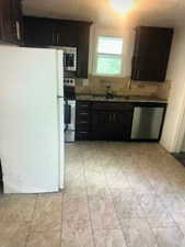 Kitchen with Refigerator