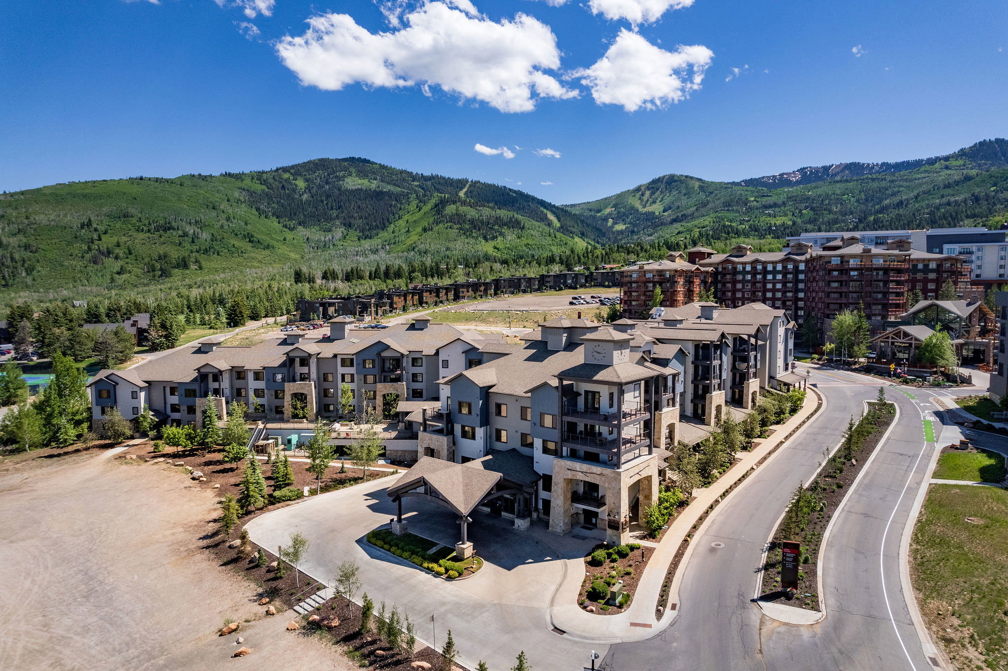 Bird's eye view of a mountainous background
