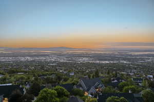 View of property location featuring a mountainous background