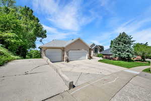 Photo 43 of 864  MOUNTAIN SIDE DR