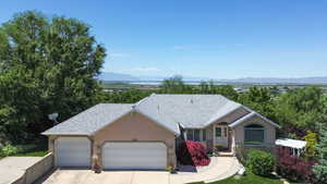 Photo 41 of 864  MOUNTAIN SIDE DR