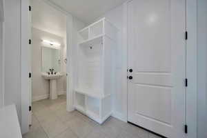 Photo 12 of 789 W SUMMERHILL LN