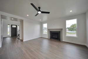 Photo 4 of 789 W SUMMERHILL LN
