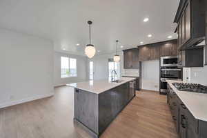 Photo 5 of 789 W SUMMERHILL LN