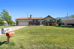Photo 1 of 1460  CANYON DR