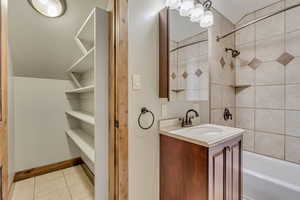 Upstairs hall bathroom