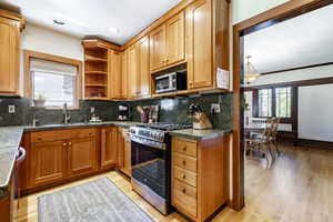 Photo 12 of 1376 E PERRY AVE