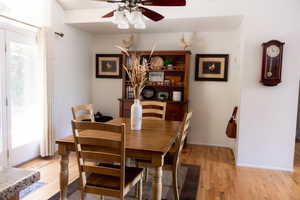 Kitchen Dining Area