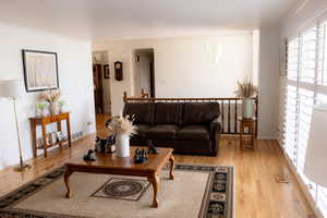 Such great natural light, with views of the mountains and valleys