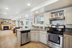 Photo 13 of 561 N 870 W