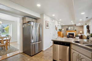 Photo 11 of 561 N 870 W