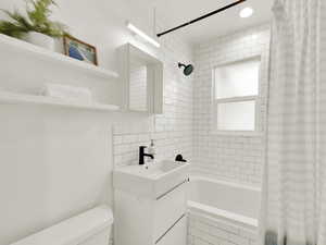 Main floor, Full Bath