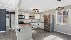 Kitchen/dining area.