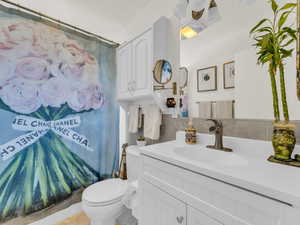 Full bathroom