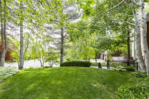 Photo 50 of 3021 E SHAKESPEARE PL